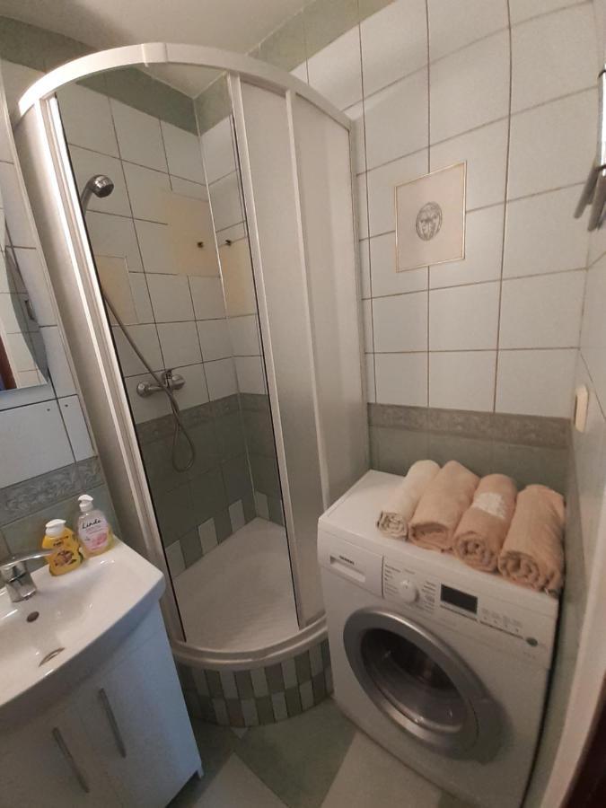 Centrum Zlote Tarasy Metro Rondo Onz Balkon Apartment Варшава Екстериор снимка